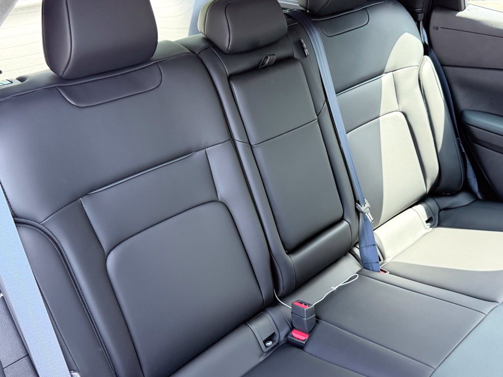 New 2026 Nissan Leaf SV+ w/ Floor Mat Package (SV+) FWD image 18