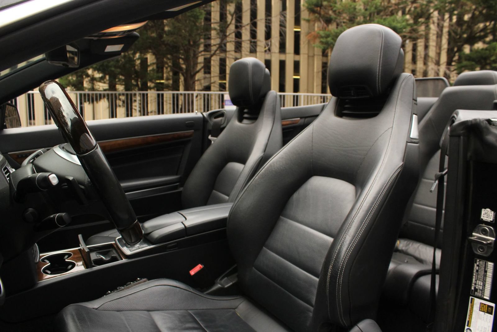 Used 2016 Mercedes-Benz E 400 Cabriolet image 18