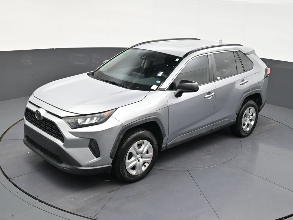 Used 2020 Toyota RAV4 LE FWD image 12