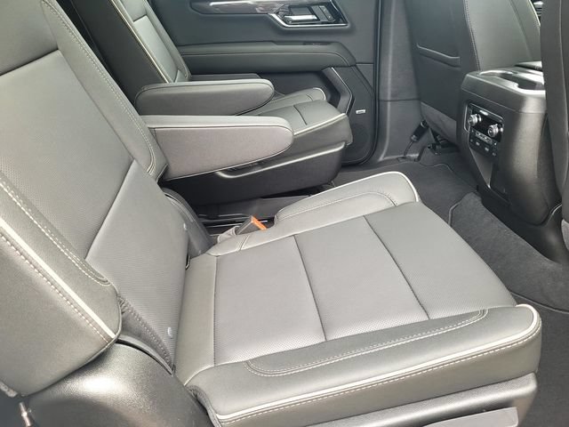 New 2026 GMC Yukon XL Elevation w/ Elevation Premium Package AWD/4WD image 14