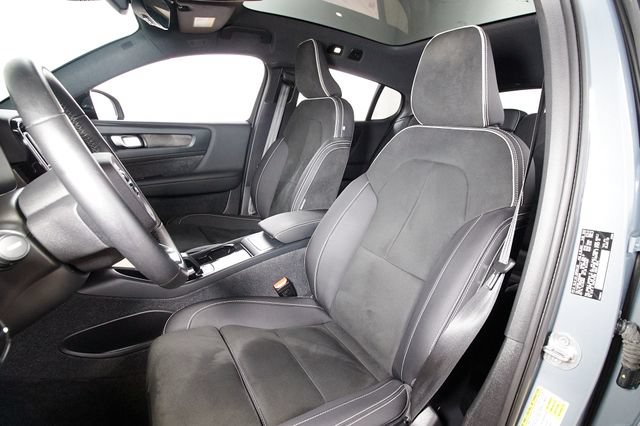 Certified 2023 Volvo C40 P8 Recharge Plus AWD/4WD image 17