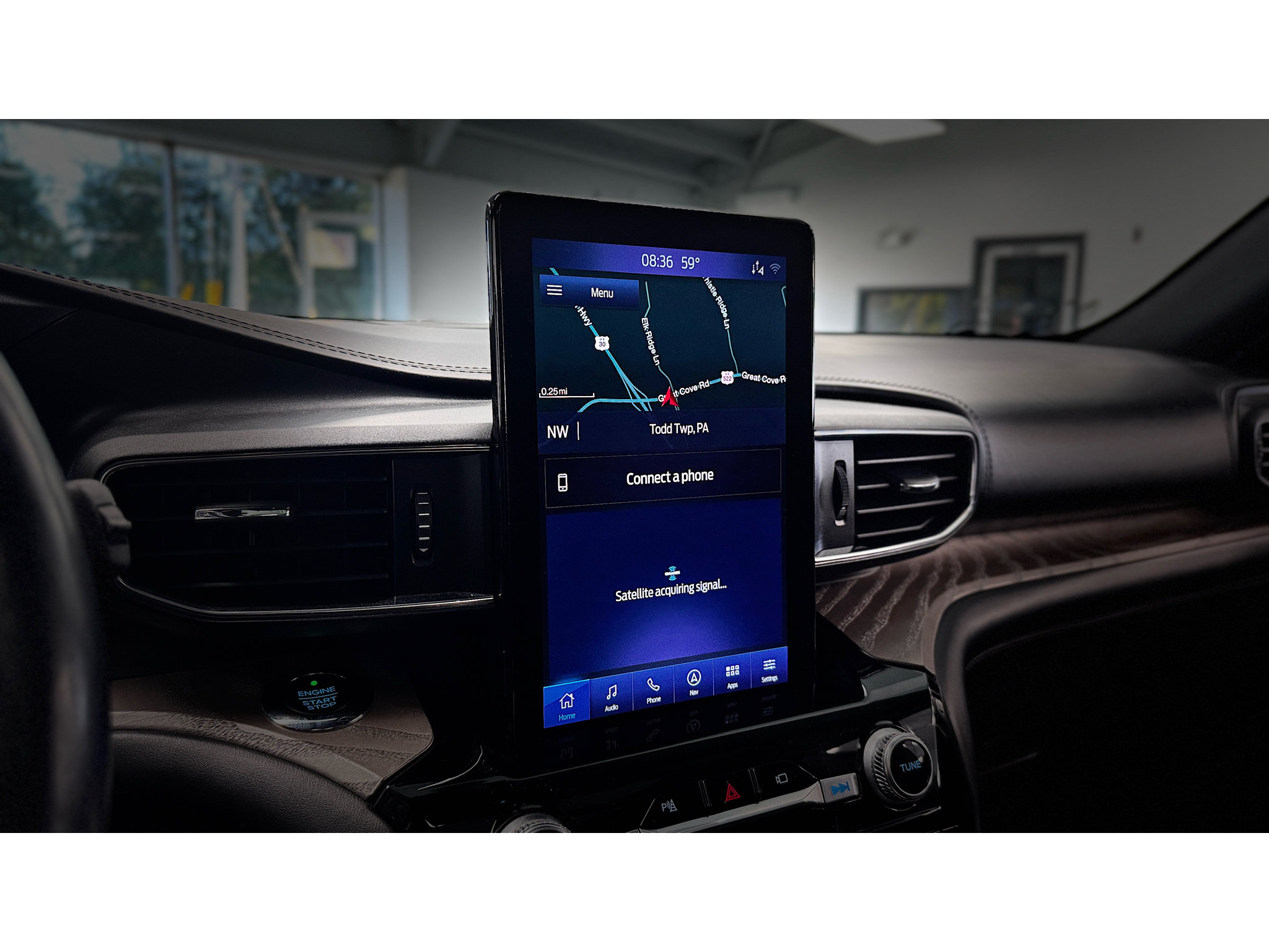 Used 2021 Ford Explorer Platinum w/ Equipment Group 601A AWD/4WD image 23