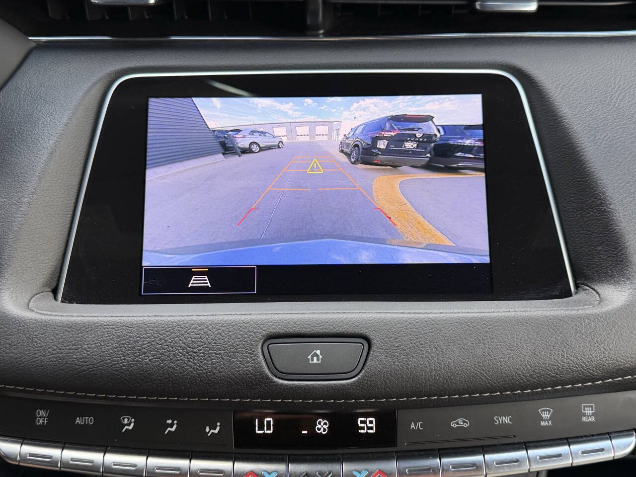 Used 2023 Cadillac XT4 Premium Luxury AWD/4WD image 28