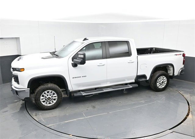 Used 2024 Chevrolet Silverado 2500 LT image 35