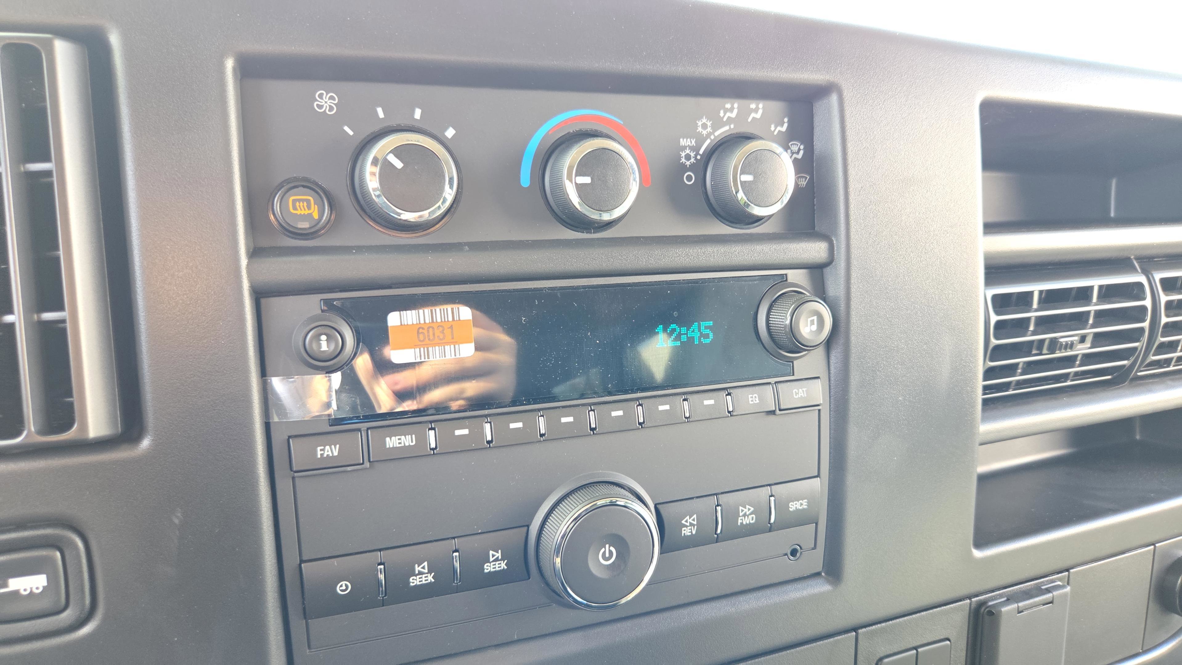 New 2026 Chevrolet Express 2500 LT w/ LT Preferred Equipment Group image 18