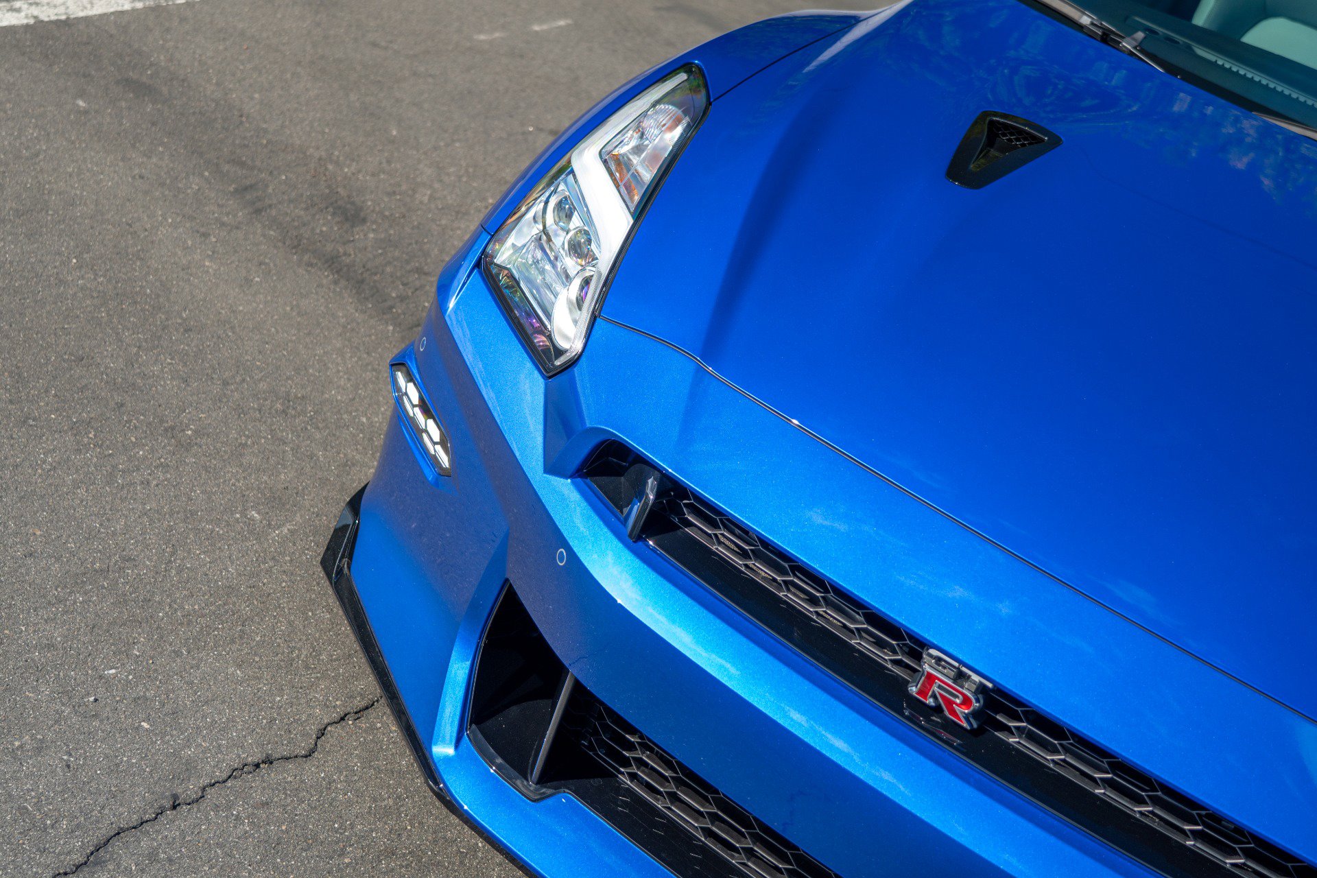 Used 2024 Nissan GT-R w/ Floor Mat Package image 15