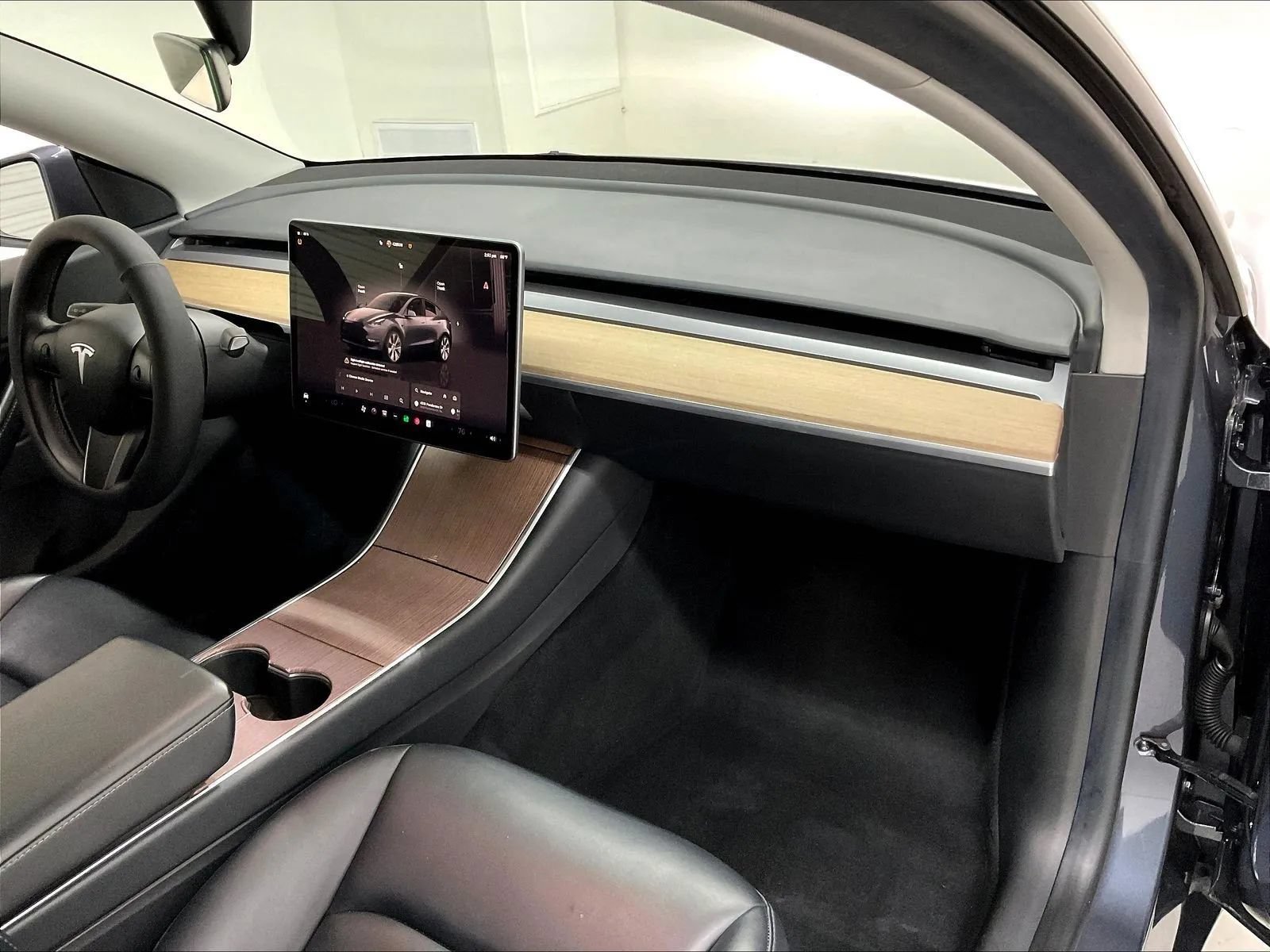 Used 2023 Tesla Model Y Long Range AWD/4WD image 11