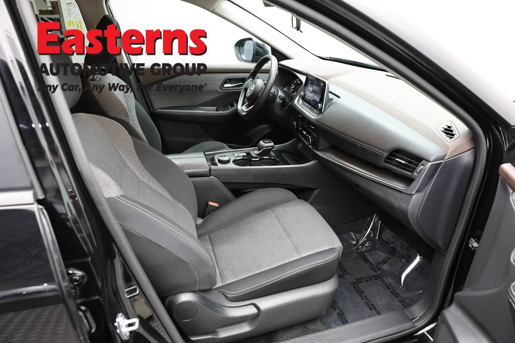 Used 2023 Nissan Rogue SV AWD/4WD image 21