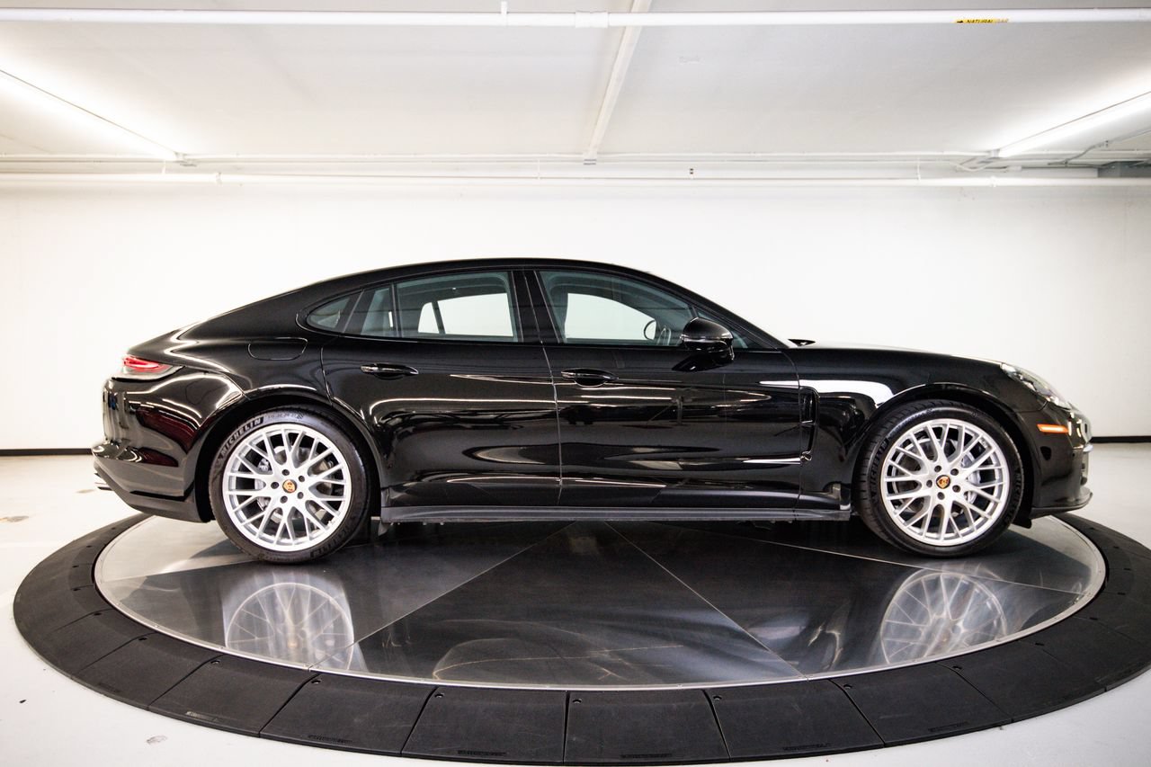 Certified 2023 Porsche Panamera image 8