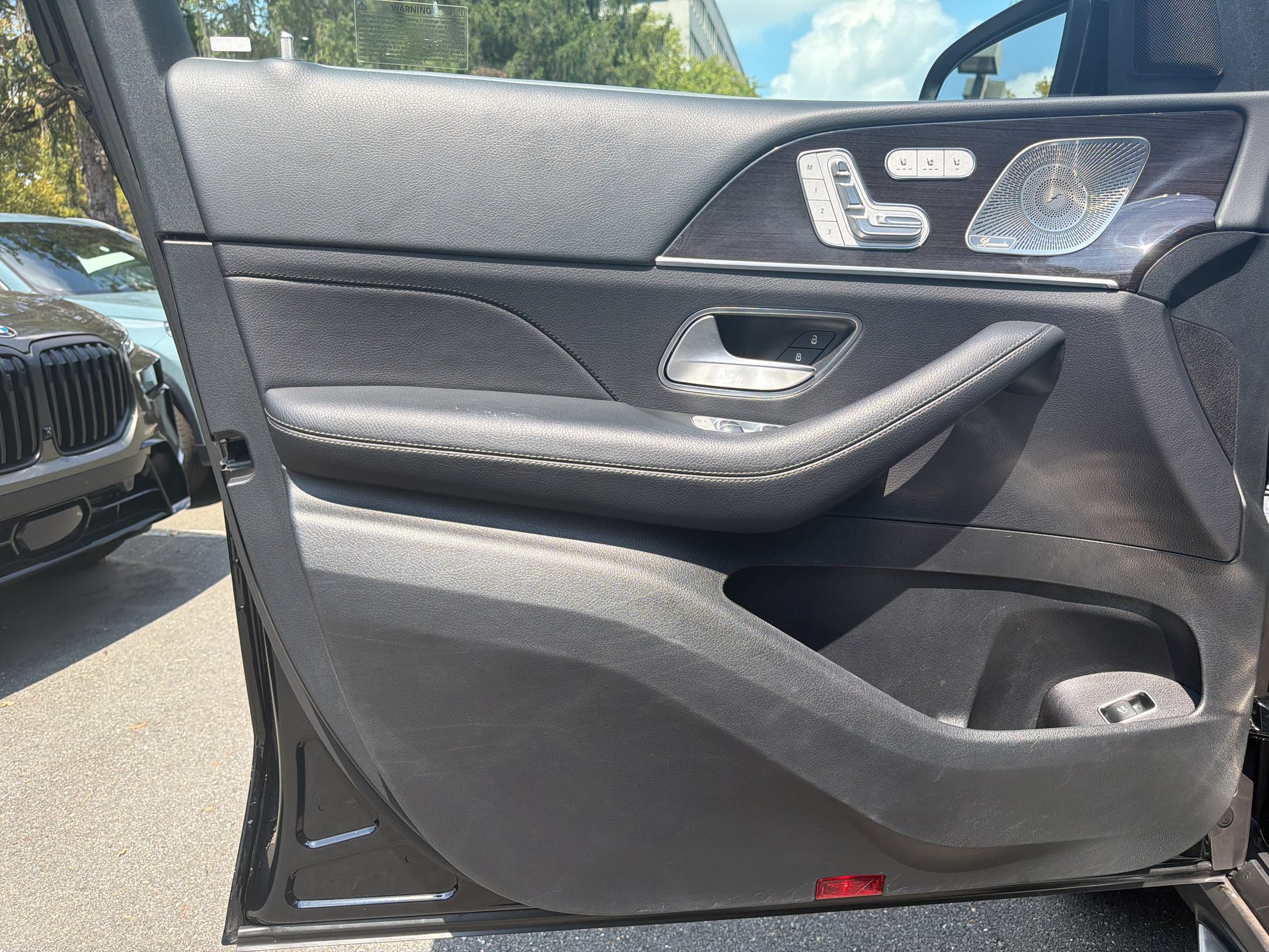 Used 2023 Mercedes-Benz GLS 450 4MATIC image 14