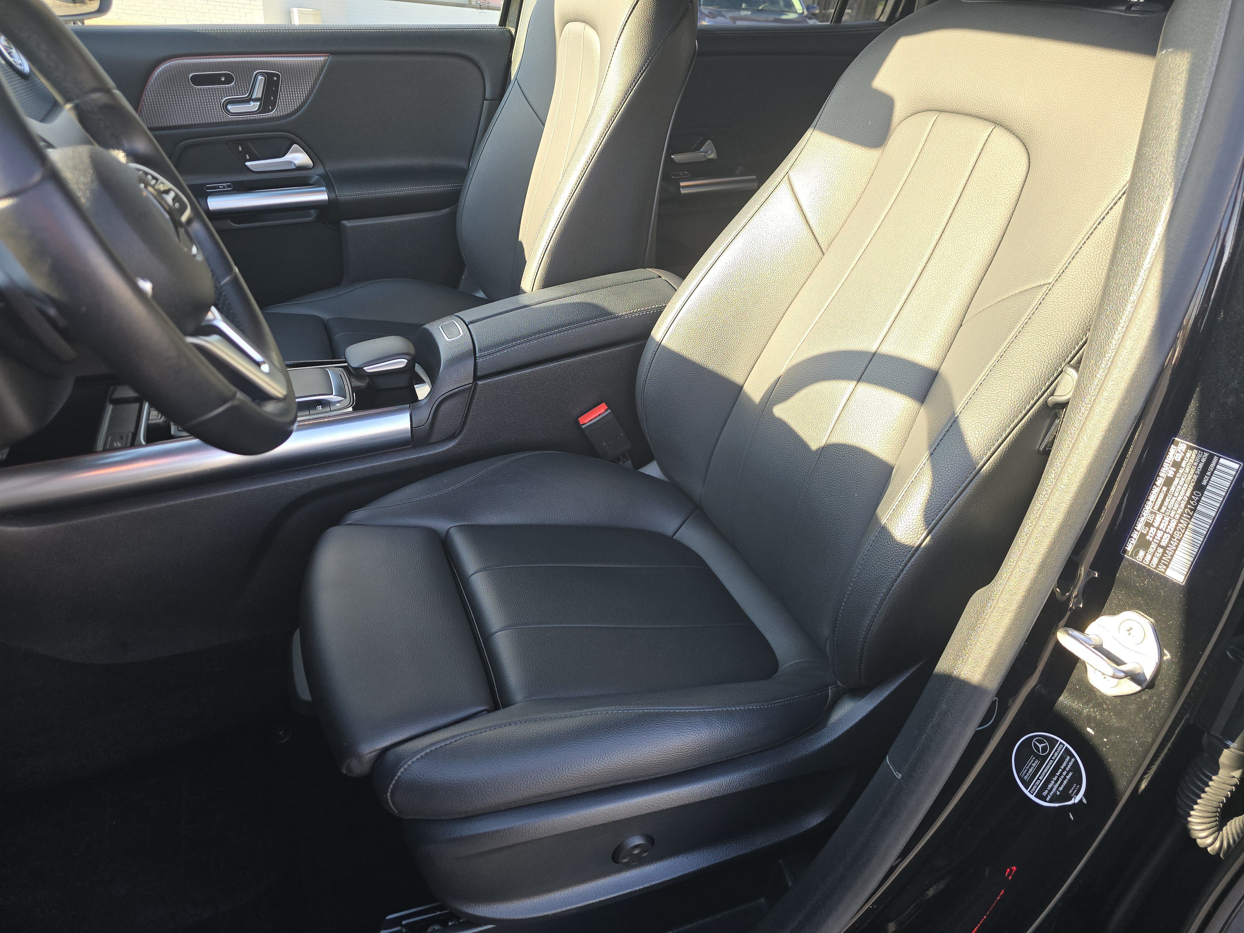 Used 2021 Mercedes-Benz GLA 250 4MATIC image 20