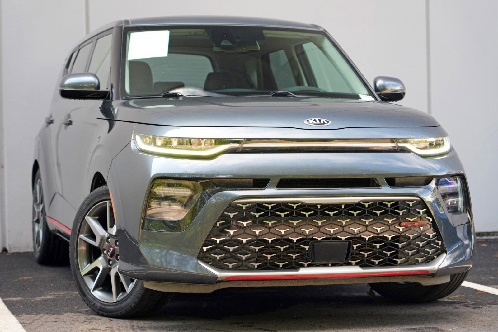 Used 2020 Kia Soul GT-Line Turbo FWD image 2