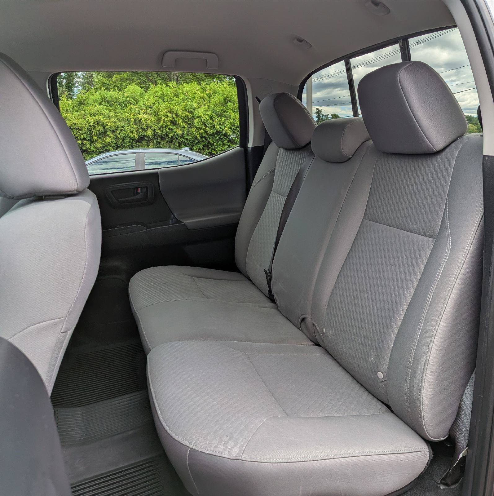 Used 2021 Toyota Tacoma SR AWD/4WD image 23