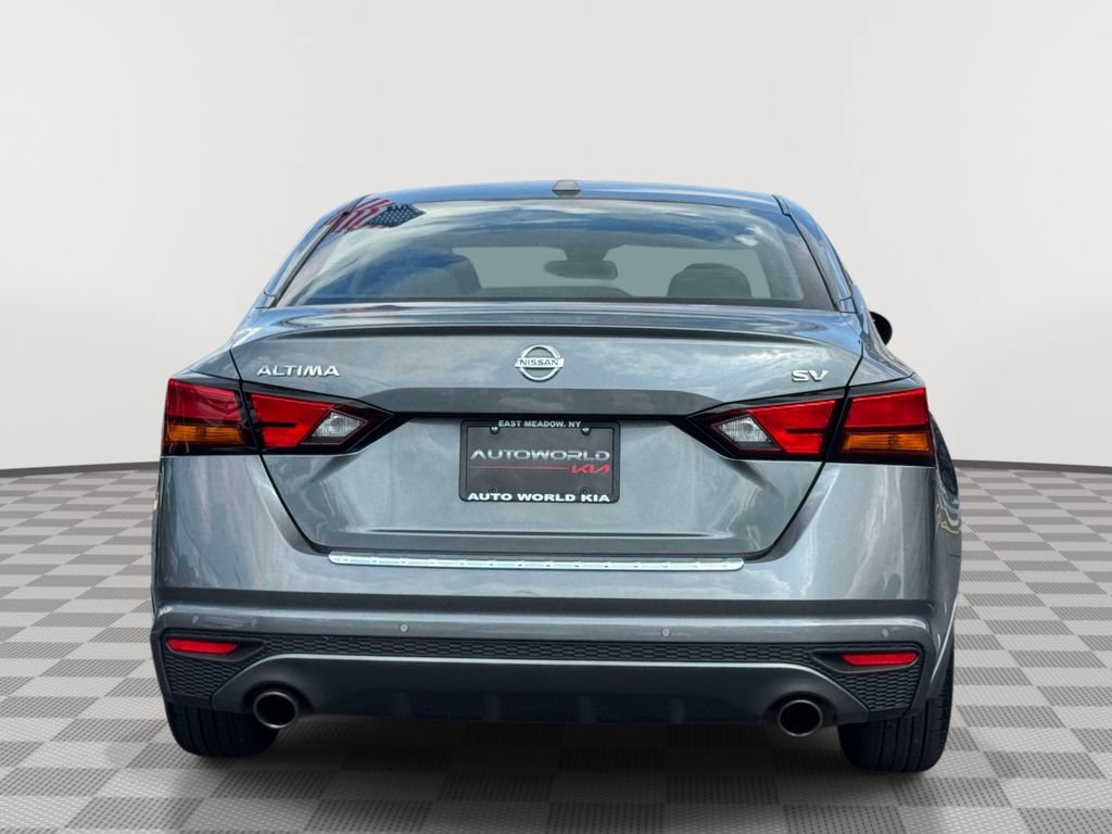 Used 2020 Nissan Altima 2.5 SV FWD image 6