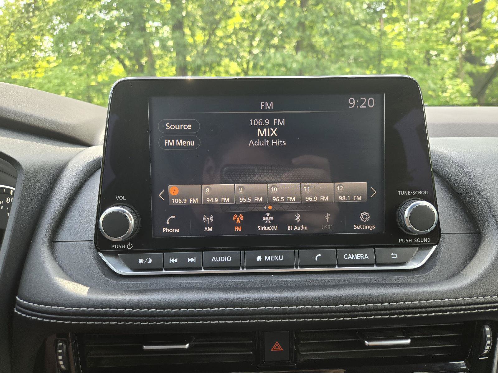 Used 2021 Nissan Rogue SL FWD image 19