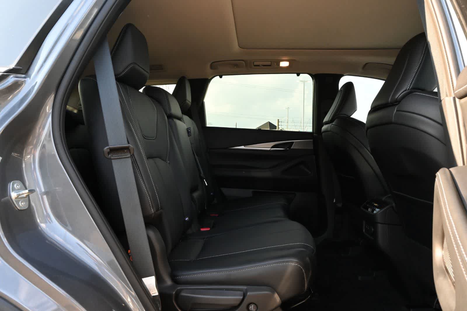 Certified 2023 INFINITI QX60 Luxe w/ Cargo Package AWD/4WD image 19