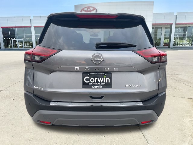 Used 2023 Nissan Rogue SV AWD/4WD image 4