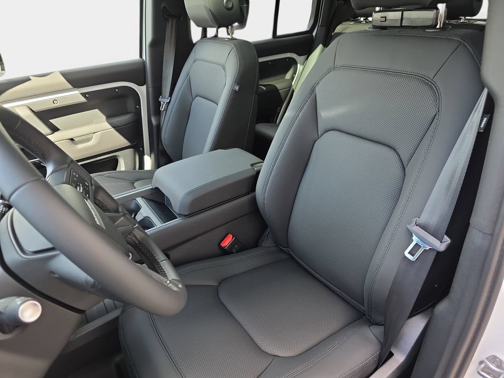 New 2026 Land Rover Defender 110 S AWD/4WD image 14