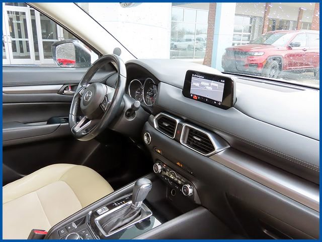 Used 2017 MAZDA CX-5 Touring w/ Preferred Equipment Package image 13