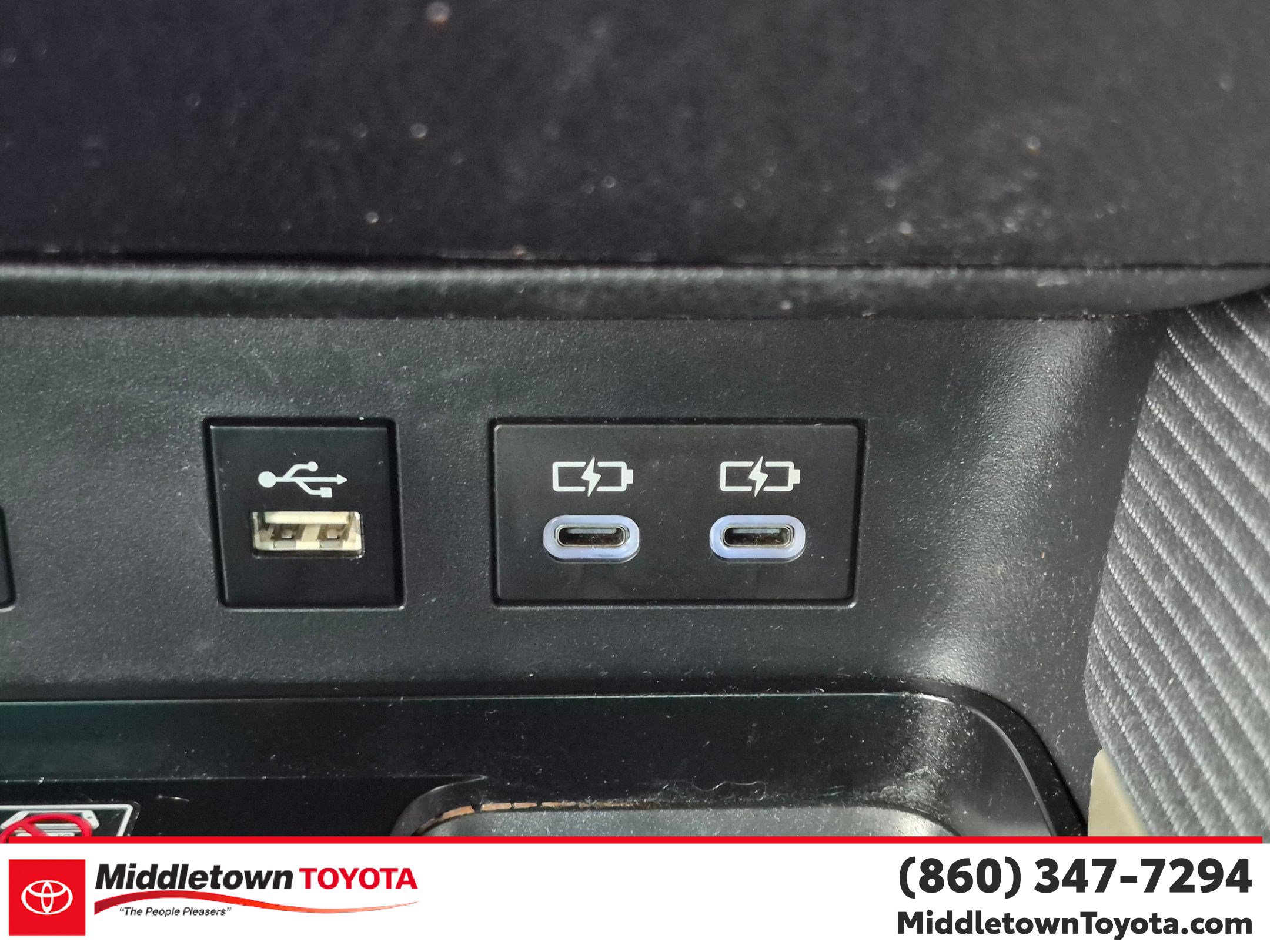 Certified 2025 Toyota Camry SE FWD image 26