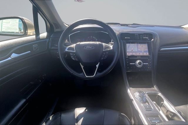Used 2019 Ford Fusion Energi Titanium image 5