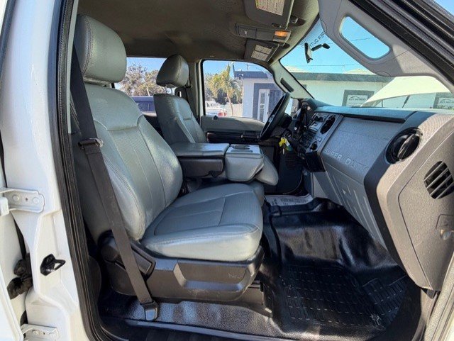 Used 2016 Ford F550 2WD Crew Cab Super Duty w/ Power Equipment Group image 18