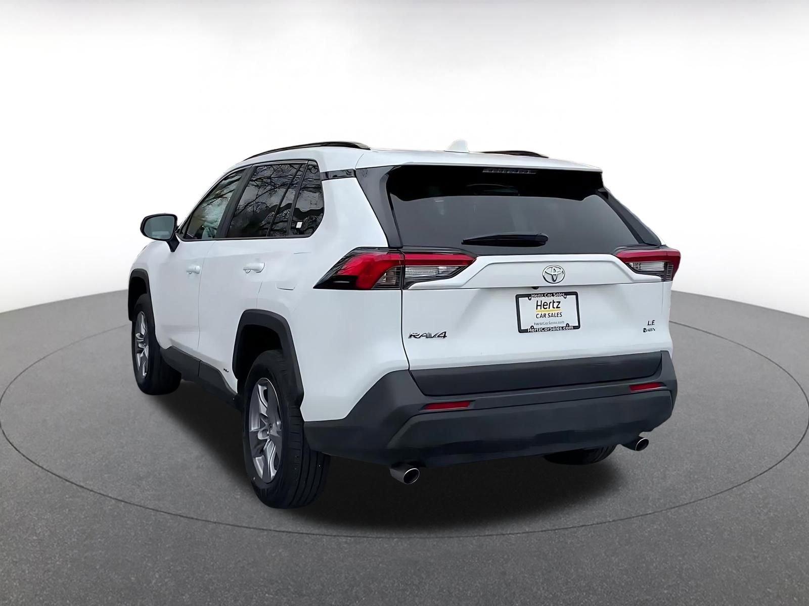 Used 2025 Toyota RAV4 LE image 11