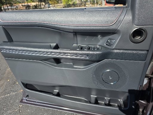 Certified 2024 Ford Expedition Limited image 20