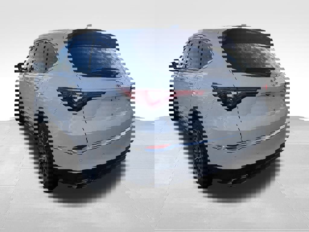 Used 2023 Acura MDX SH-AWD w/ Technology Package image 7