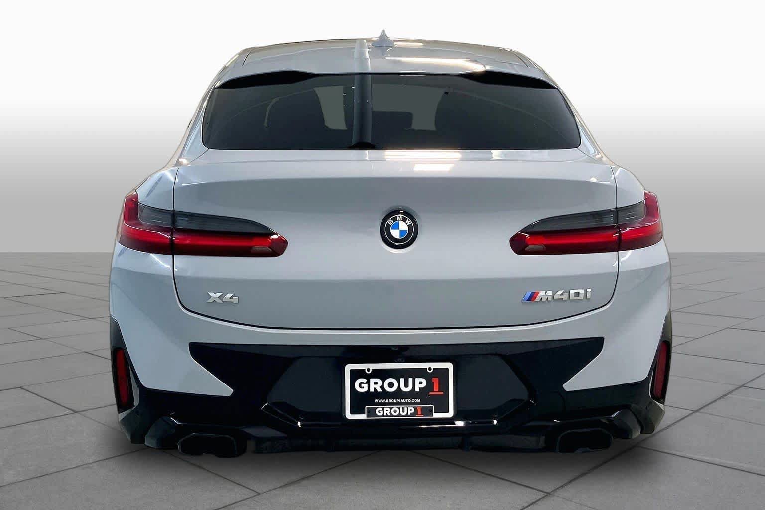 Certified 2023 BMW X4 M40i AWD/4WD image 4