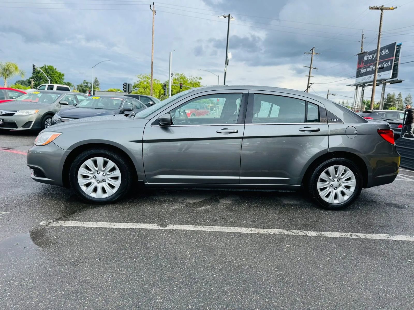 Used 2012 Chrysler 200 LX FWD image 8