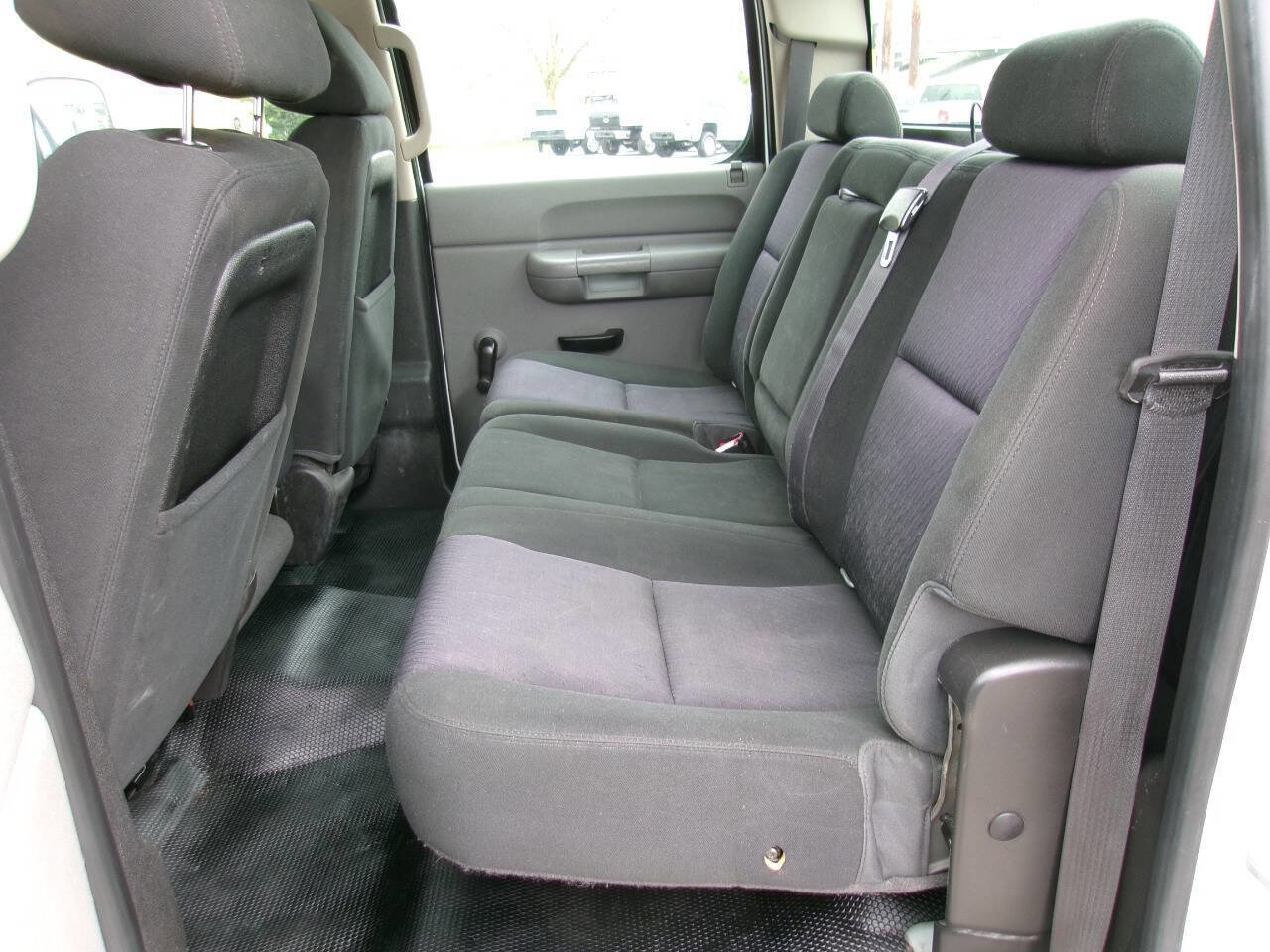 Used 2012 Chevrolet Silverado 3500 W/T AWD/4WD image 13