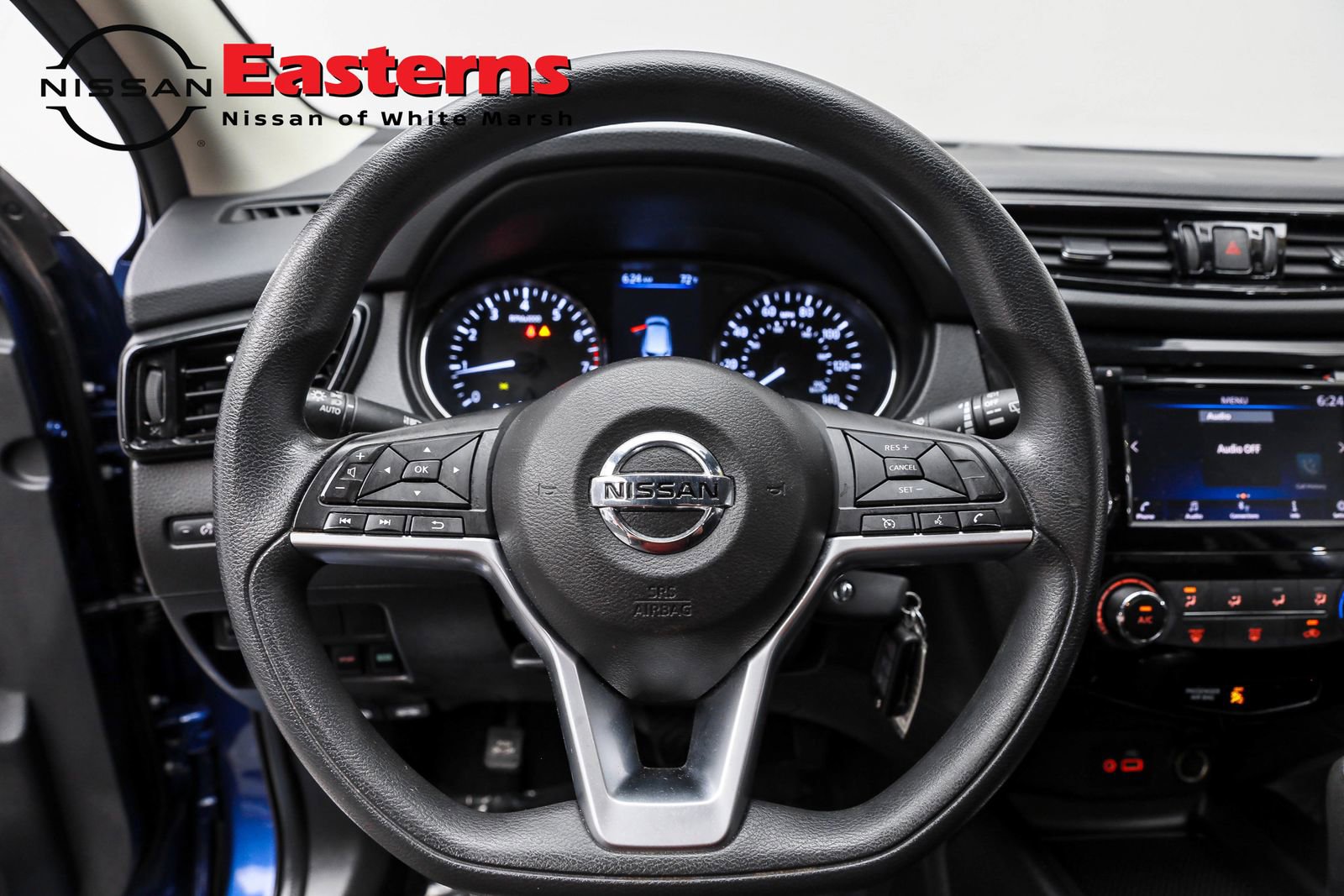 Used 2022 Nissan Rogue Sport S image 16