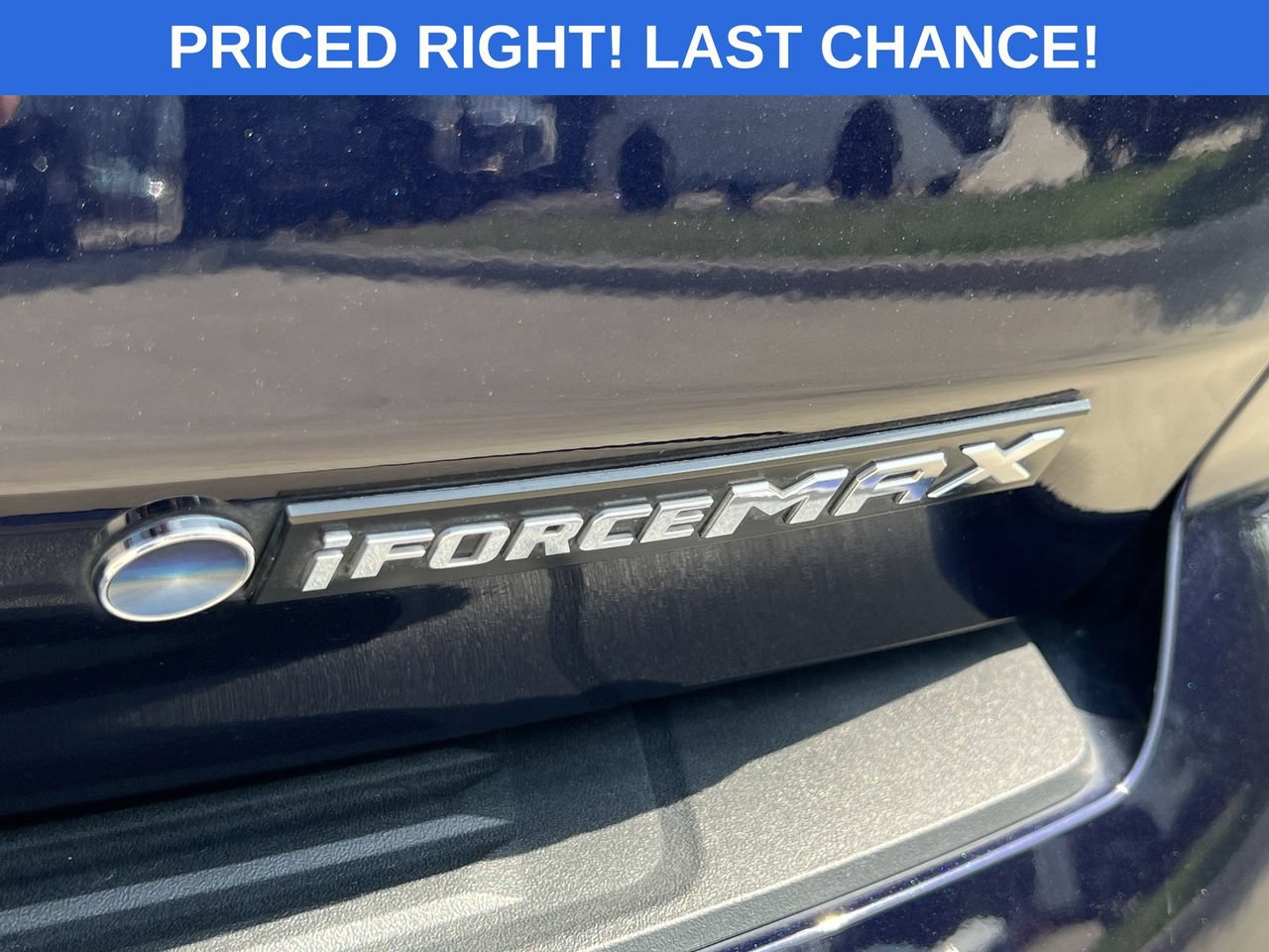 Used 2025 Toyota Sequoia Platinum AWD/4WD image 6