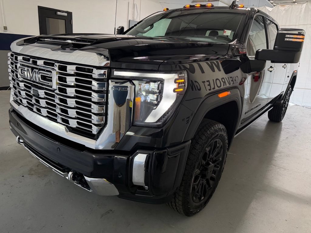 New 2026 GMC Sierra 2500 Denali w/ Denali Reserve Package AWD/4WD image 40