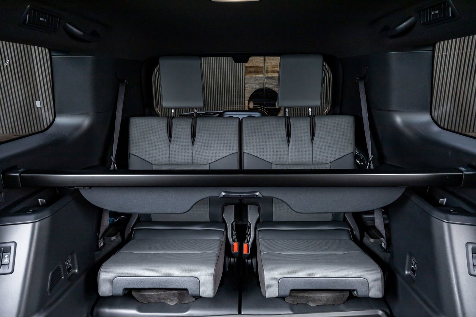 Used 2025 Lexus GX 550 image 36