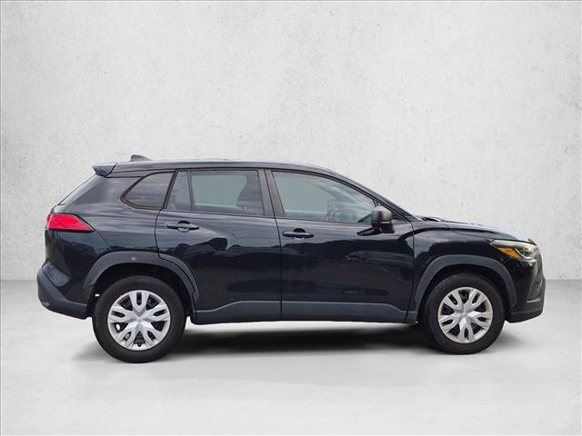 Used 2022 Toyota Corolla Cross L FWD image 4