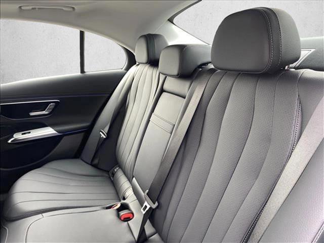 Used 2025 Mercedes-Benz E 350 4MATIC Sedan image 20