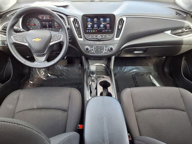 Used 2024 Chevrolet Malibu LT w/ Sport Edition image 9