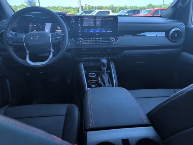Used 2026 Chevrolet Colorado Z71 AWD/4WD image 14