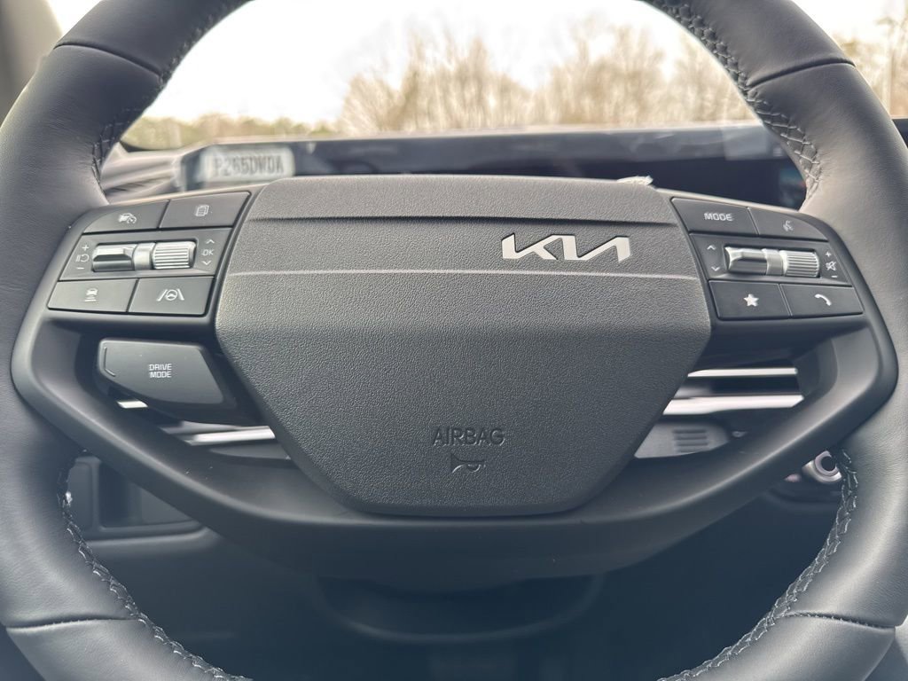 New 2026 Kia Sportage LX image 18