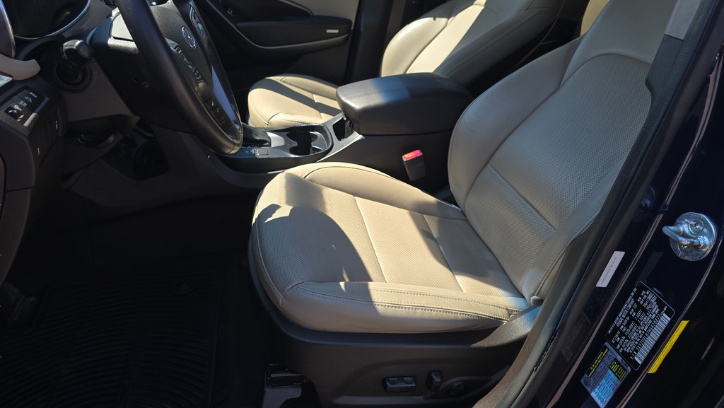 Used 2017 Hyundai Santa Fe Sport AWD/4WD image 14