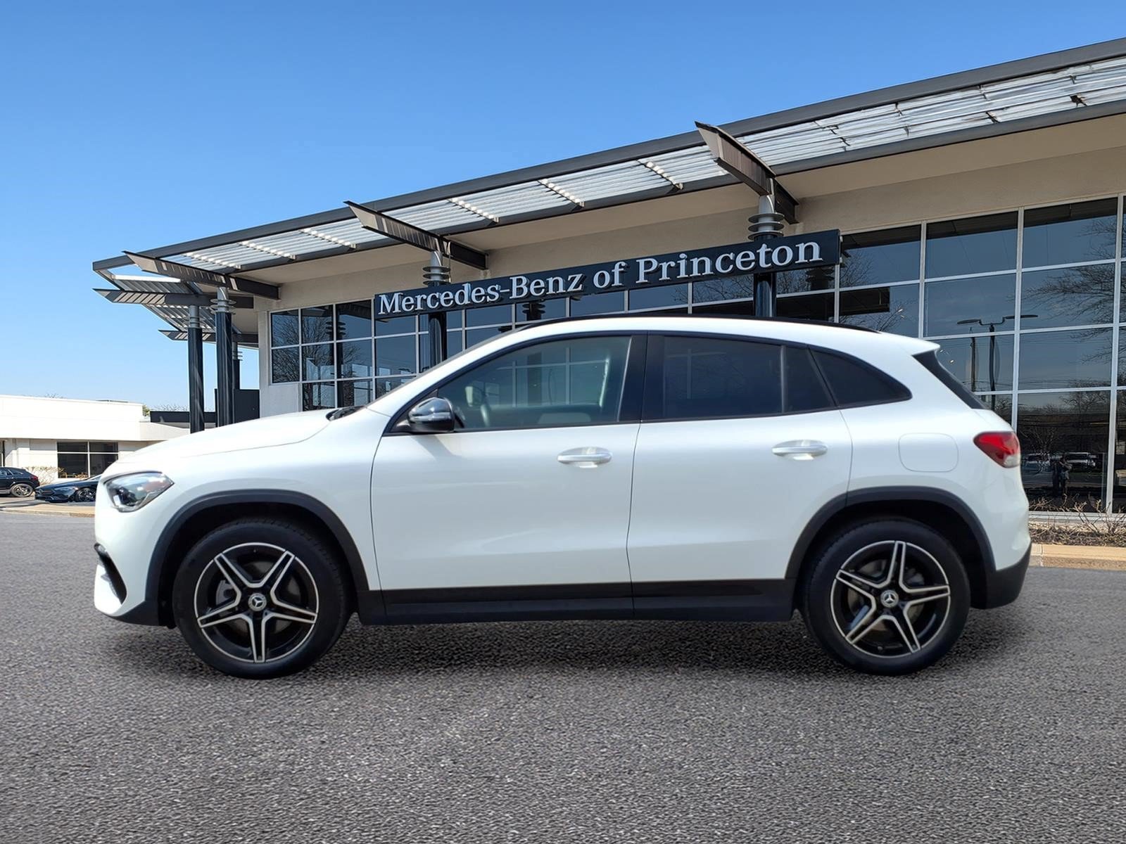 Certified 2023 Mercedes-Benz GLA 250 4MATIC image 6