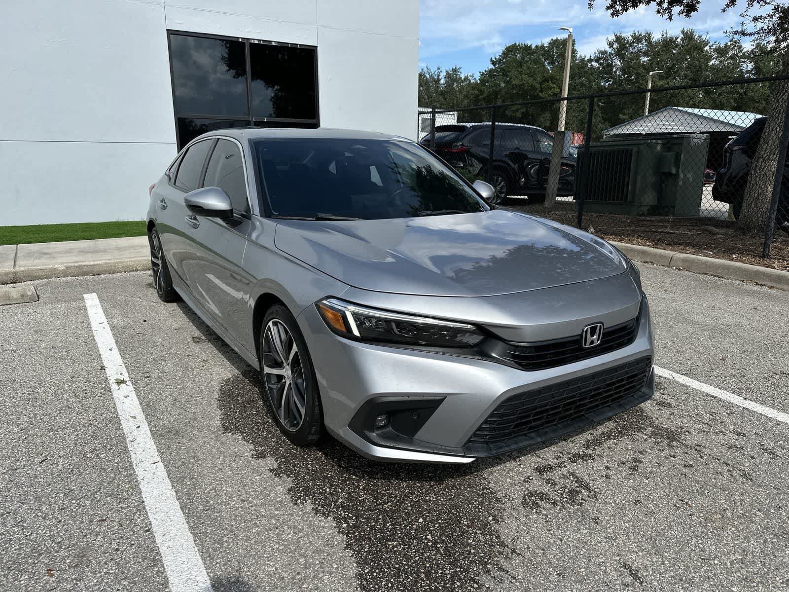 Used 2022 Honda Civic Touring image 11