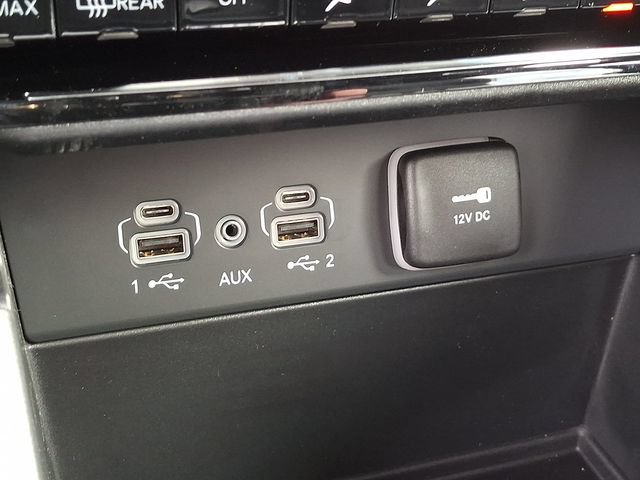 New 2025 Jeep Grand Cherokee L Limited w/ Black Appearance Package AWD/4WD image 22