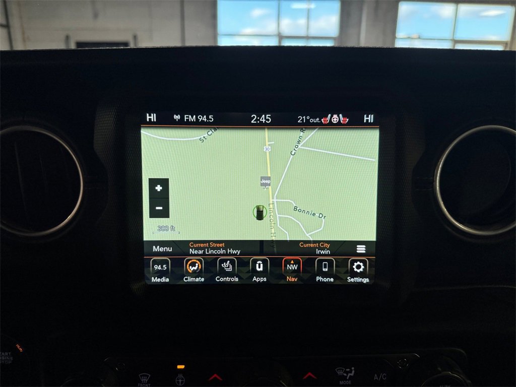 Used 2020 Jeep Wrangler Unlimited Sahara image 19