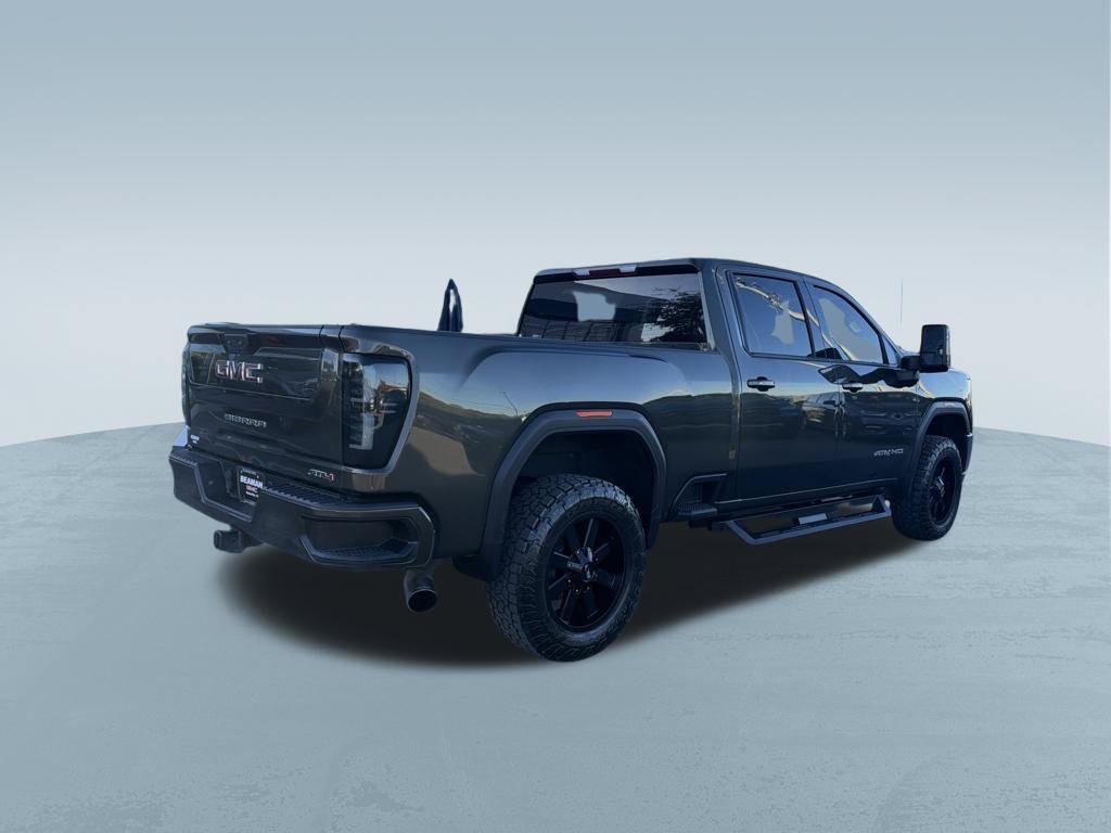 Used 2022 GMC Sierra 2500 AT4 AWD/4WD image 8
