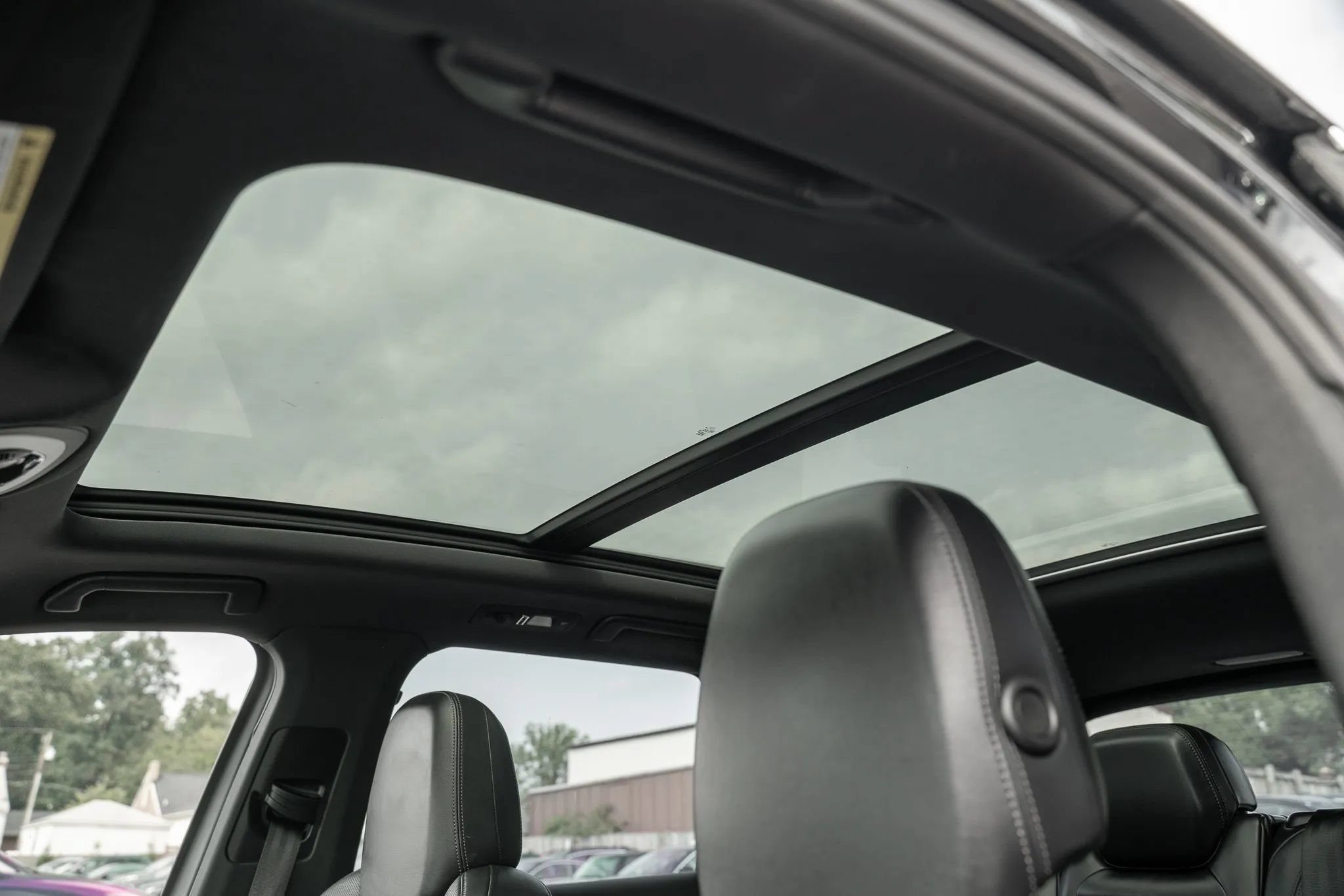 Used 2012 Porsche Cayenne S AWD/4WD image 19