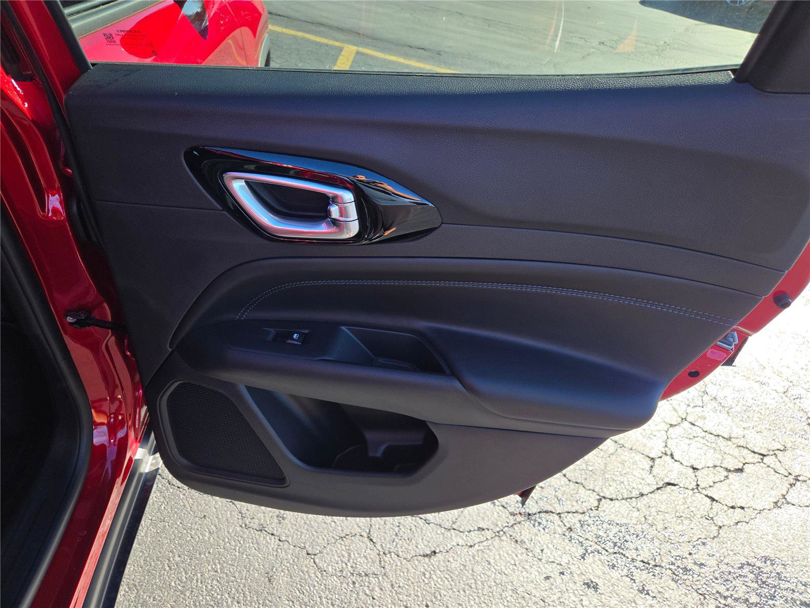 New 2026 Jeep Compass Latitude image 9