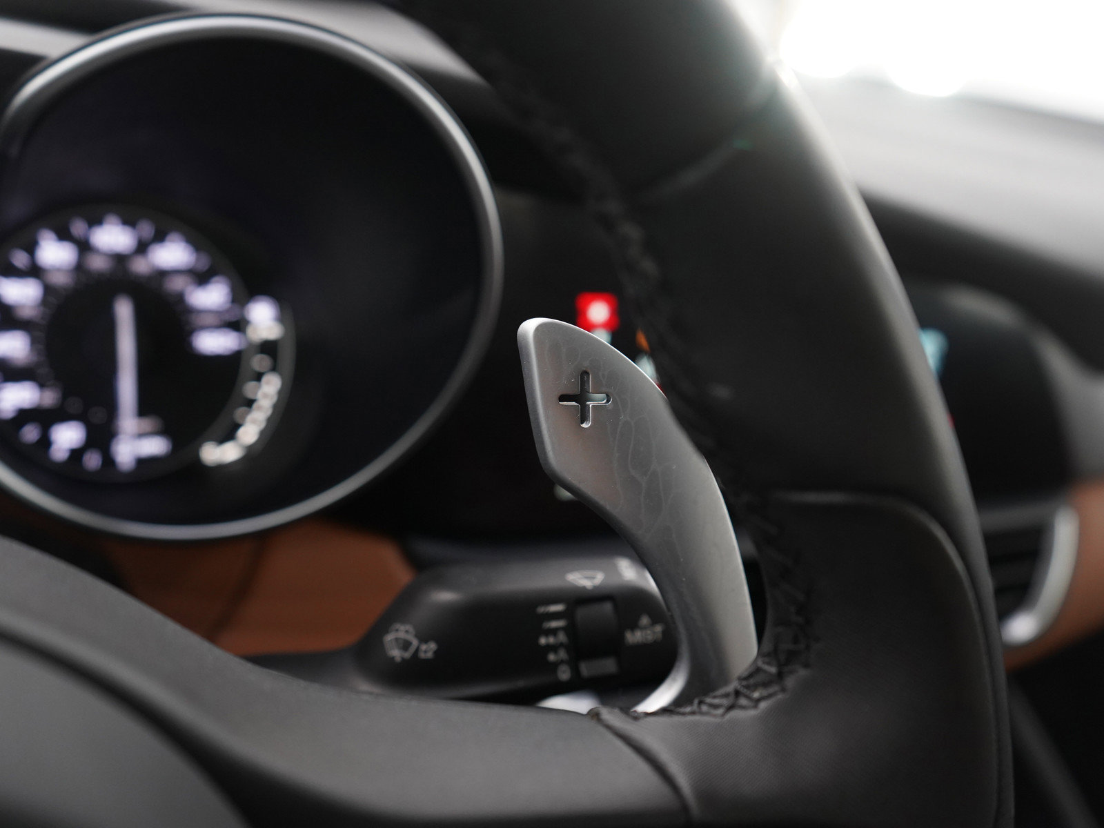 Used 2018 Alfa Romeo Giulia AWD image 27